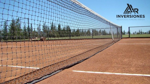 Terreno Con Orientacion Sur - A Metros Del Ingreso Y Del Lago - Puerto Roldan