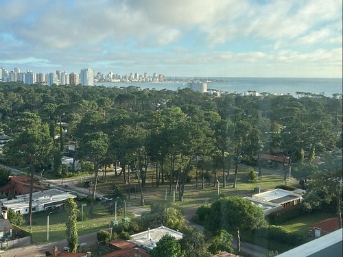 Apartamento En Venta, 3 Dorm, Punta Del Este