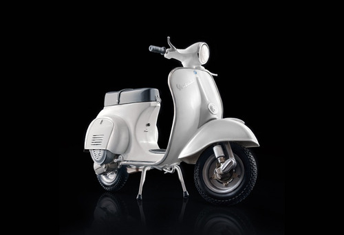 Kit de montaje para Vespa 125 Primavera 1/9 Italeri 4633
