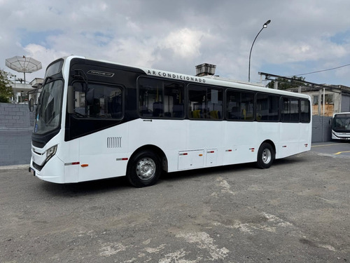 Caio Apache Ano 2021/22 Mercedes,1519 Com 38 Lugares
