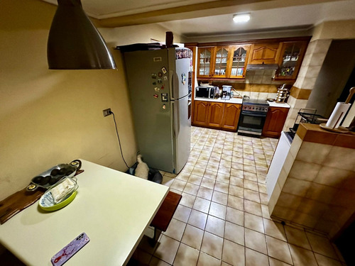 Excelente Casa En Arriendo ( Comercial ) / Jumbo Los Pablos