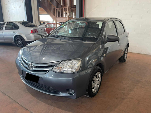 Toyota Etios 1.5 Xs