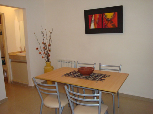 Imagen 3 de 11 de Venta Impecable Departamento Amoblado Con Cochera Propia. Ubicación Única !!! Centro De Carlos Paz. Complejo Sorrento.