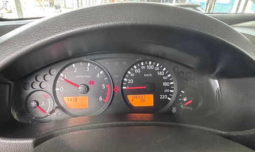 Nissan Frontier 2.5 Se Cab. Dupla 4x2 4p