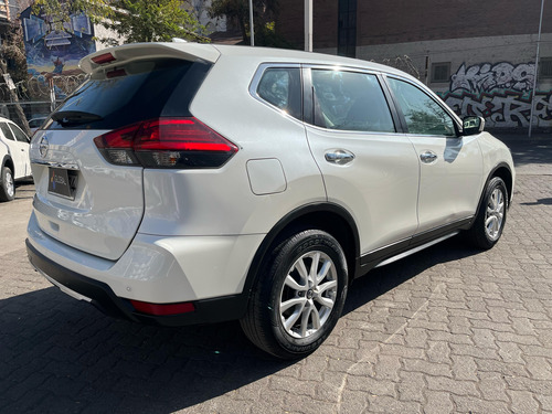 Nissan X-Trail SENSE 2ROW - 4X2