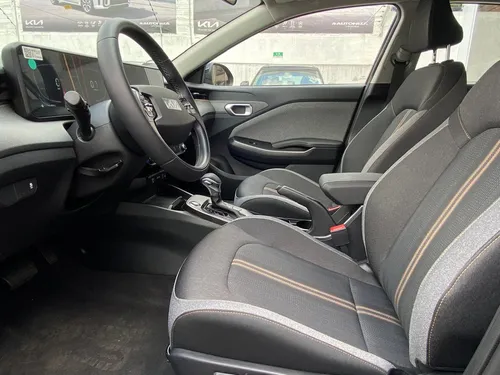 Kia K3 Cross 1.6 Zenith