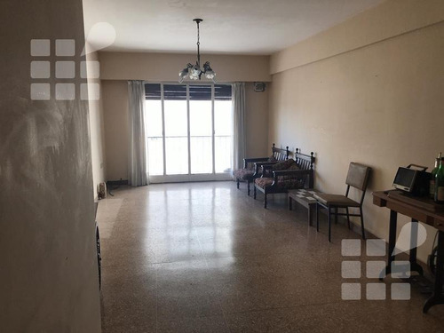 Imagen 2 de 14 de Departamento - La Plata