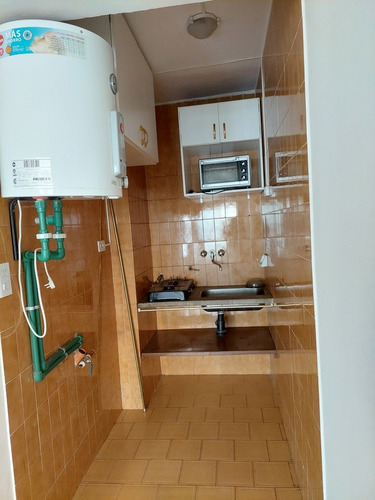 Imagen 9 de 16 de Venta Monoambiente Alberdi Sta Rosa Y Neuquen, Libre