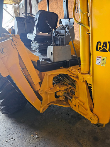 Retrocaescavadora 416 C