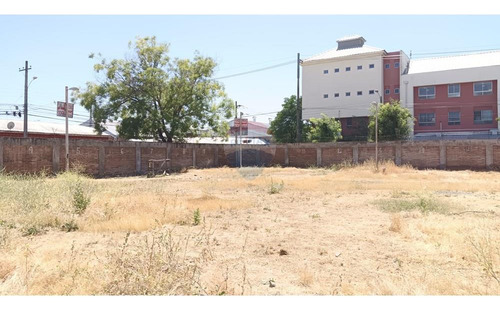 Inversión Ideal: Terreno Comercial En Chile