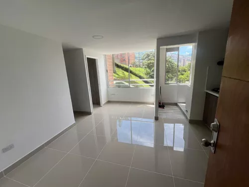 Se Vende Apartamento En Altos De Calasanz