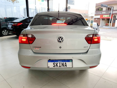 Imagem 2 de 13 de Voyage Trendline 1.6 T.flex 8v 4p
