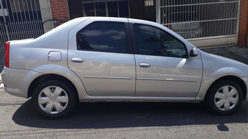 Renault Logan 1.6 Expression Hi-power 4p 2013