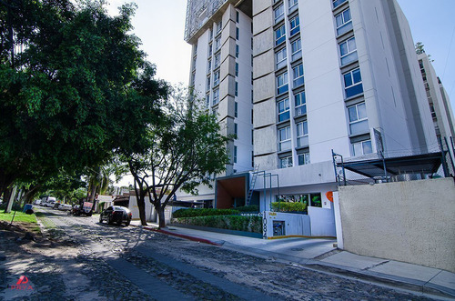 Departamento En Venta En Ciudad Granja, Zapopan.