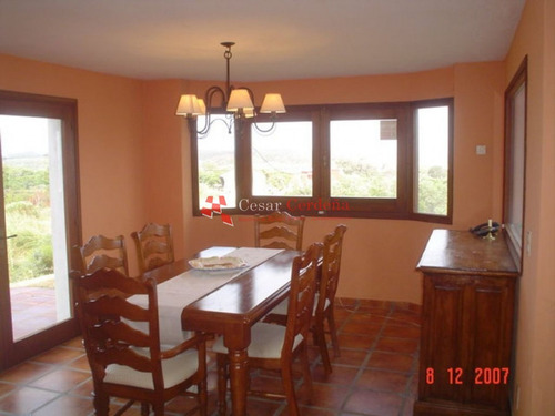 Casa En Las Grutas, 3 Dormitorios *- Ref: 1058