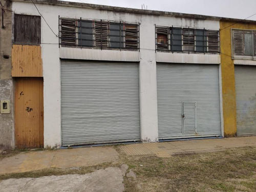 Local Comercial En Alquiler- Banfield