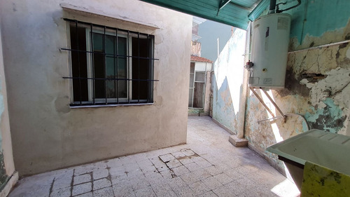 Imagen 6 de 27 de Venta De Casa 7 Amb O Mas En Ciudadela, Tres De Febrero