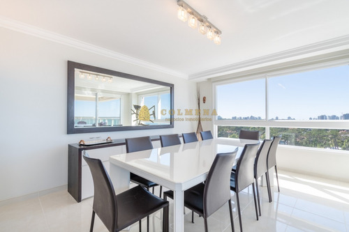 Apartamento De Tres Dormitorios Y Servicio En Venta Le Jardin- Ref: 4043