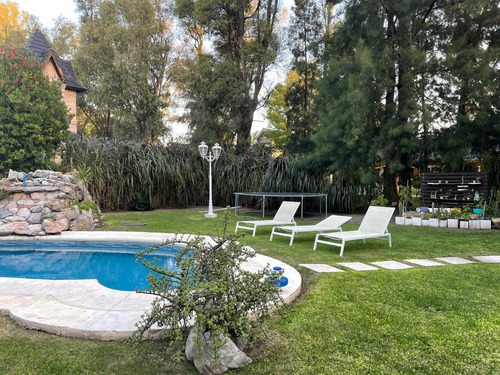 Imagen 18 de 30 de Casa - Campos De Alvarez