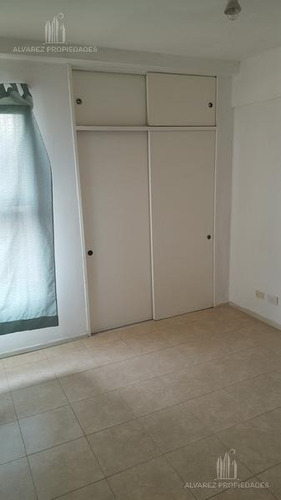 Imagen 8 de 13 de Departamento - Moron.