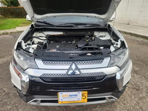 Mitsubishi Outlander 2.4 Kaiteki