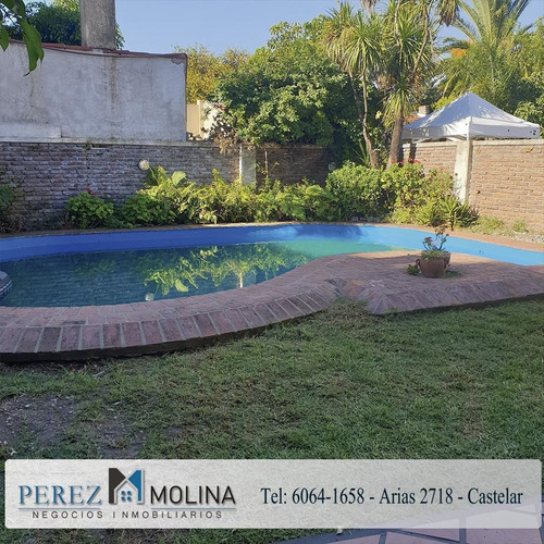 Venta De Chalet De 5 Ambientes En Castelar Sur