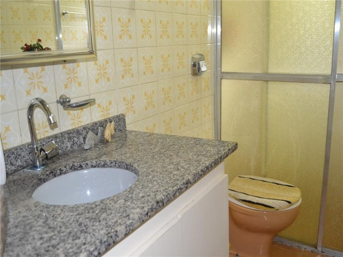 Imagem 7 de 8 de Guarujá - Praia Das Pitangueiras - Apartamento Com 02 Dormitórios - Ap2450 - 34709129