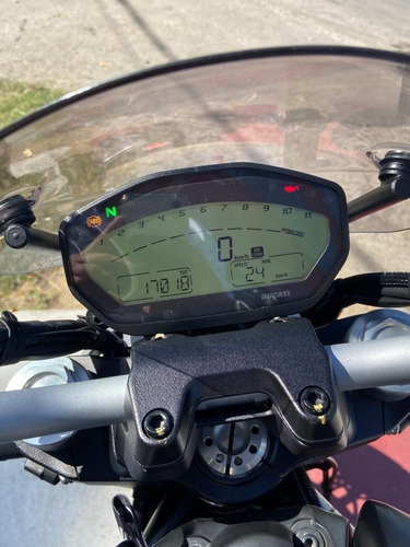 Imagen 8 de 25 de Ducati Monster 797