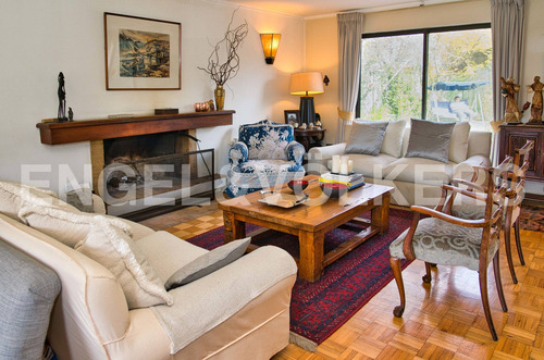 Imagen 8 de 19 de Casa Sector Residencial, Barrio Ingles.