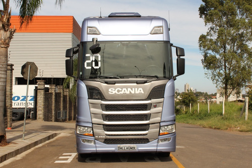 Imagem 2 de 12 de Scania R450 6x2 Azul (lilas) 2020