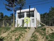 Comprar Las Propiedades Se Encuentran A Una Cuadra De Calle Ploma, Sobre Calle 15