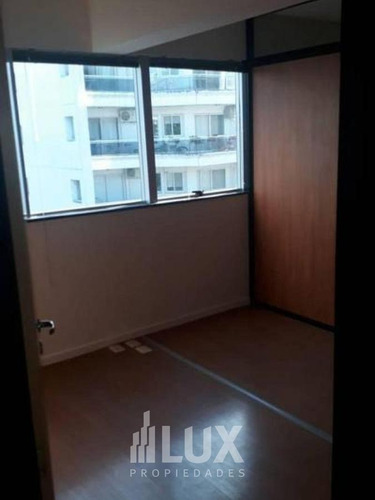 Imagen 2 de 9 de Oficina En Venta Montevideo 2400- Remedios De Escalada De San Martin