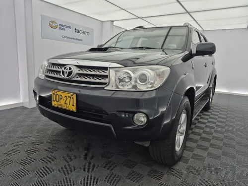 Toyota Fortuner 3.0 Sr5