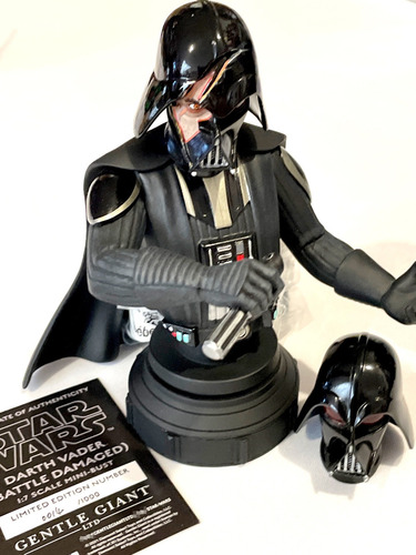 Estatua Darth Vader Battle Damaged Bust Gentle Giant Rebels (Usado)