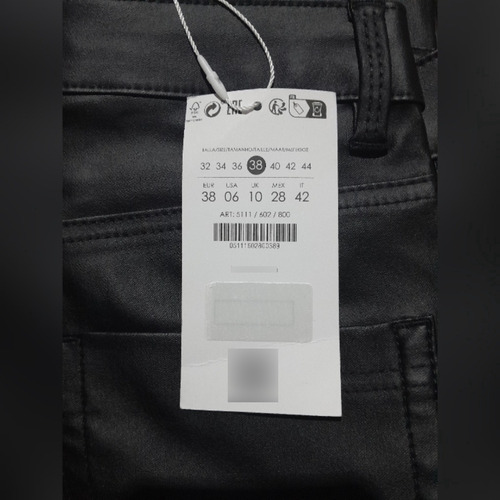 Pantalon Cuerina Bershka