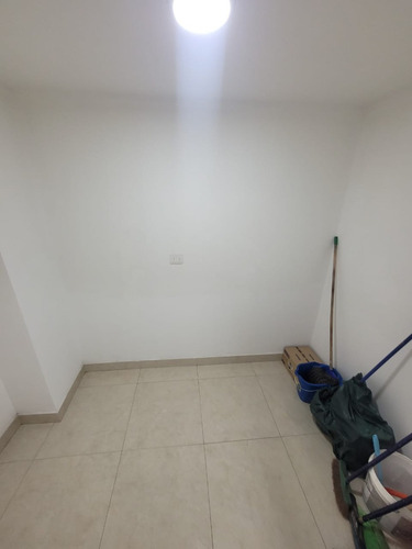 Local Comercial En Arriendo, Piso 2, En Av. Francisco Bilbao