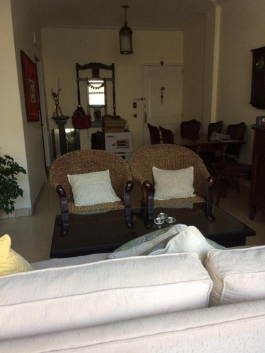 Departamento 4 Ambientes Al Frente Centro Peatonal