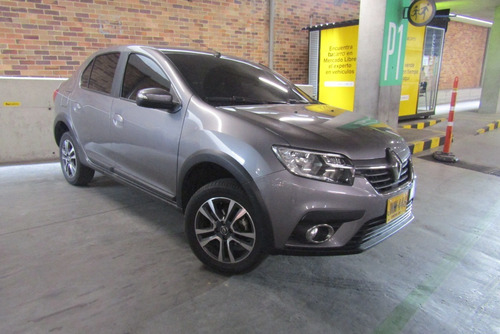 Imagen 3 de 15 de Renault Logan 2021