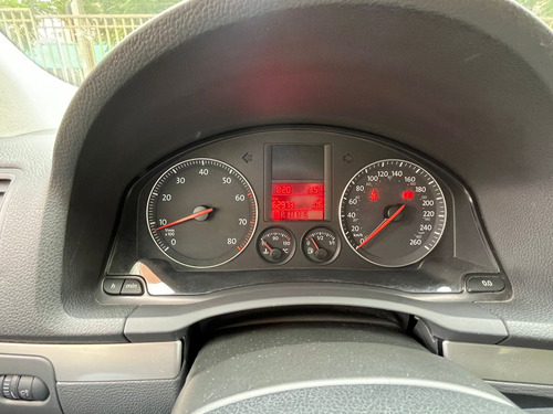 Volkswagen Vento Style 2.5 AUT