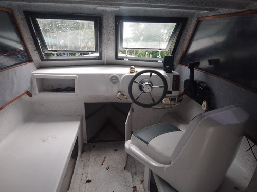 Imagen 6 de 8 de Benavidez 640 Cabinado Motor Mercury 60 Hp Arrelectrico Trim