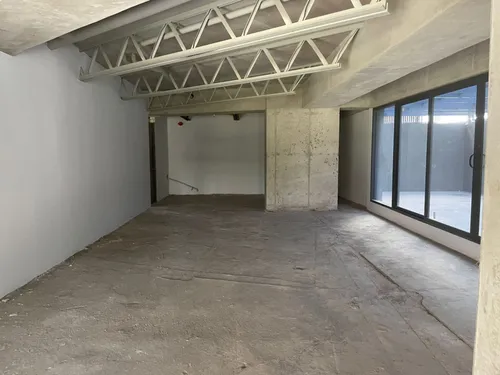 Local En Arriendo/venta En Chico Norte. Cod A1016063