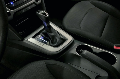 Imagen 17 de 25 de Hyundai Elantra Sedan 4 Pts Gls 20l Ta A/ac Ra-15