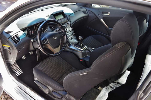 Hyundai Coupê Genesis Coupe 2.0t