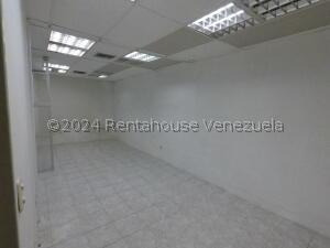 Excelente Local Comercial En Alquiler En Chacaito