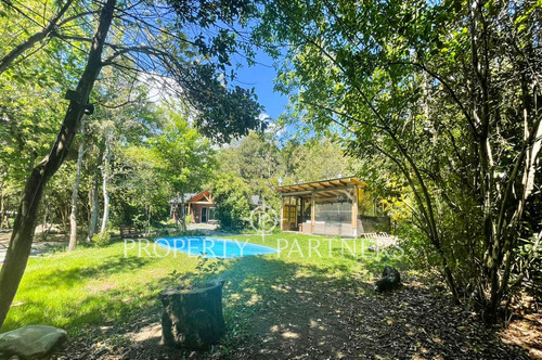 Casa En Parcela Con Tres Cabañas