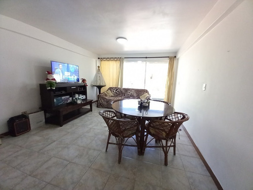 Imagen 2 de 12 de Hermoso Apartamento En Res. Guacuco Beach. Estado Nueva Esparta