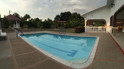Casa En Venta En Melgar. Cod V13948