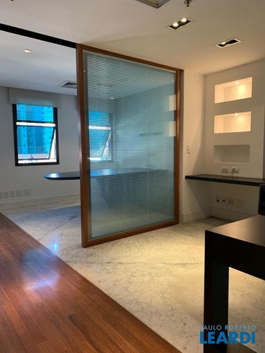 Imagem 12 de 13 de Conj. Comercial - Jardim Guedala - Sp - 616315