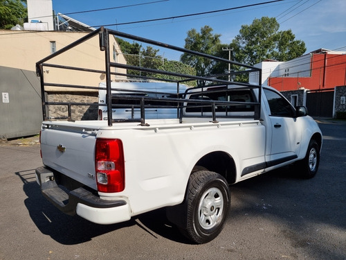 Imagen 5 de 12 de Chevrolet S-10 2.5 Cabina Regular Mt 2017