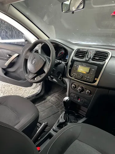 Renault Logan 1.6 Dynamique